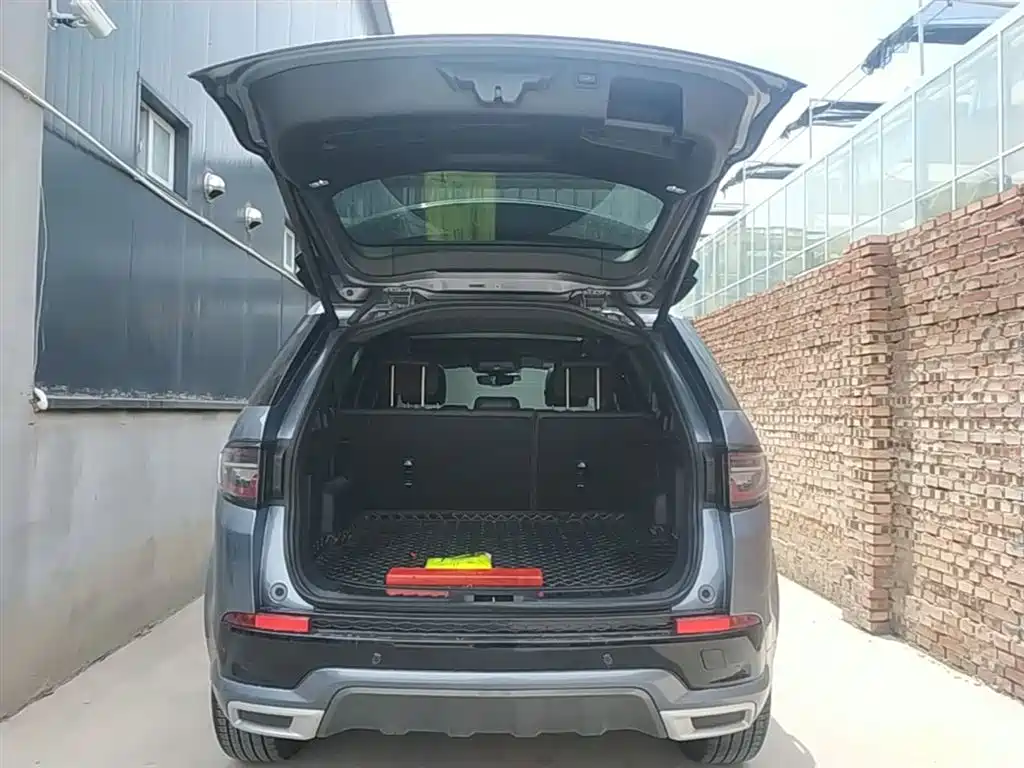 Land Rover Discovery Sport 2022 Model 249PS R-Dynamic SE Performance Tech Edition 5-Seater фото 19