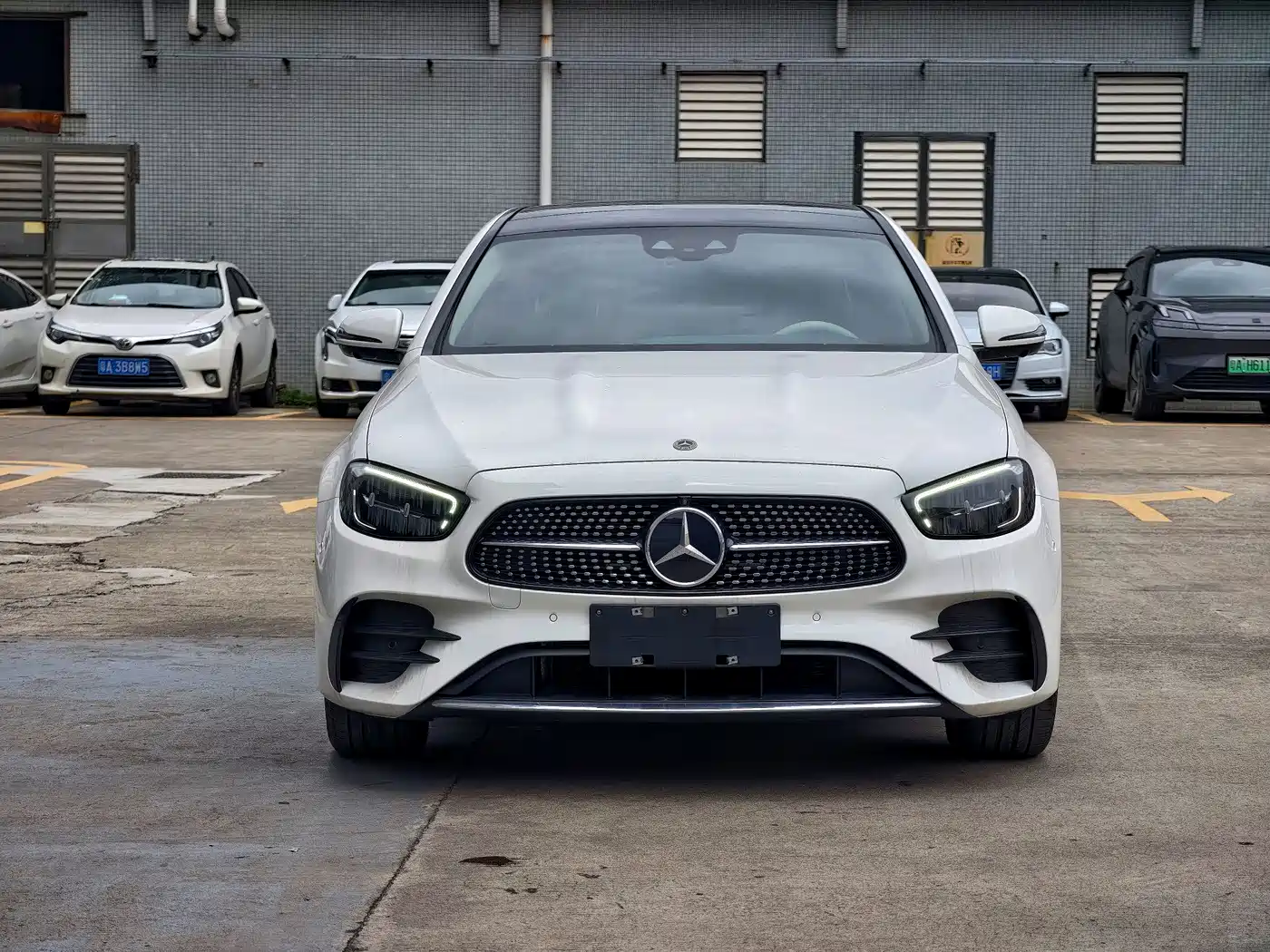 Mercedes-Benz E-Class 2023 Facelift E 300 L Sport Luxury фото 3