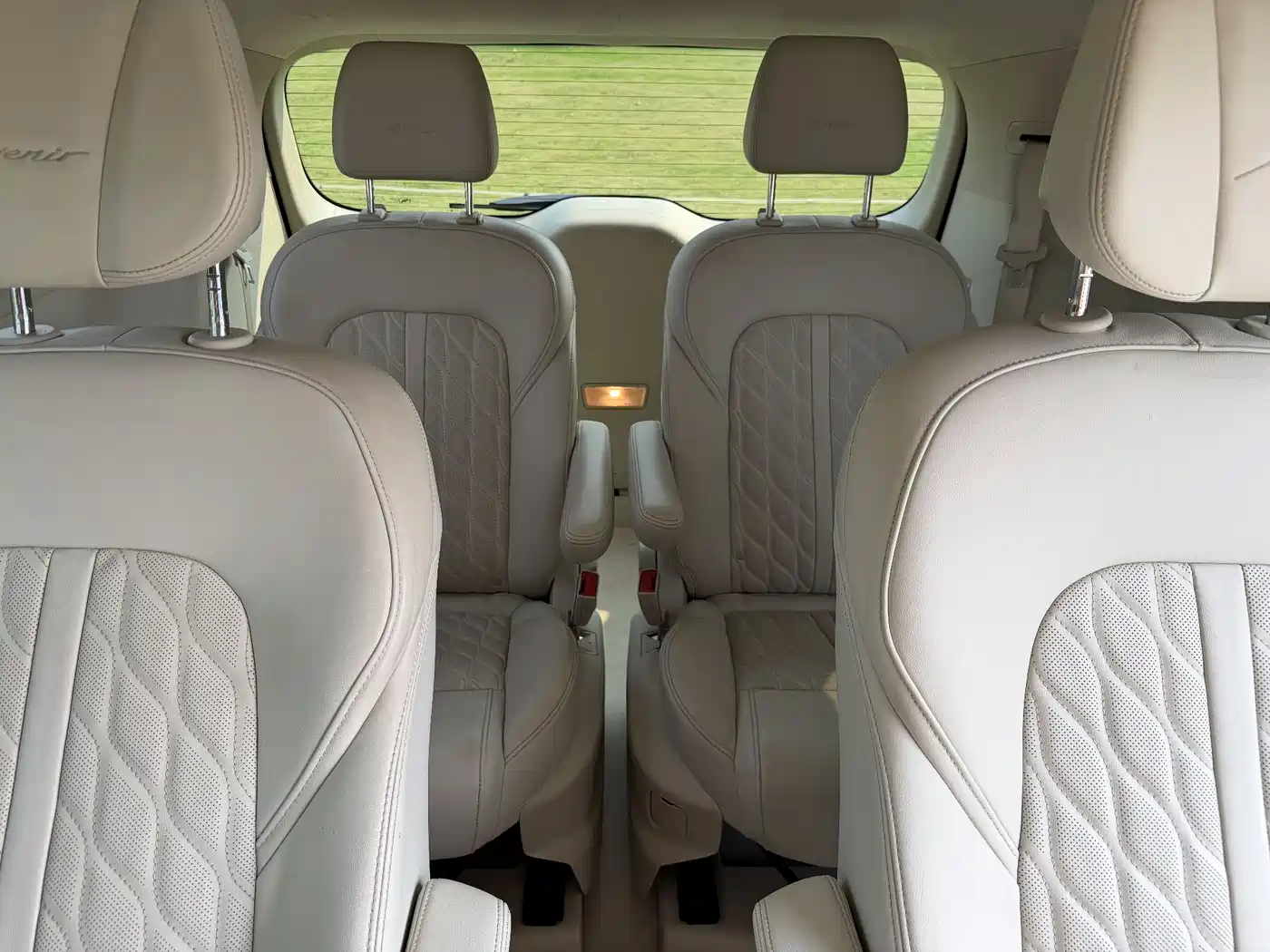 Buick GL8 2020 Avenir Six-Seat Elegance Edition фото 16