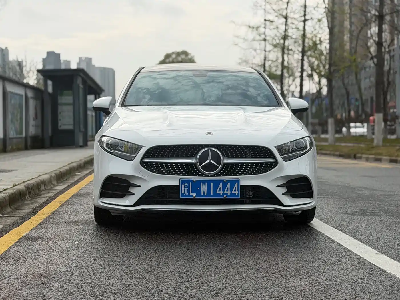 Mercedes-Benz A-Class 2022 A 180 L Sport Sedan фото 2