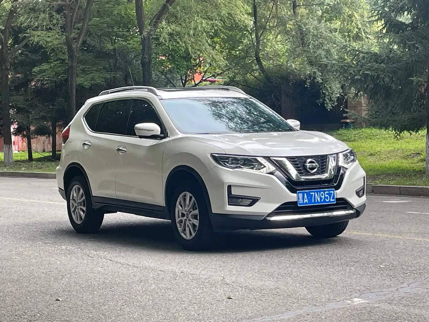 Nissan X-Trail, миниатюра 3