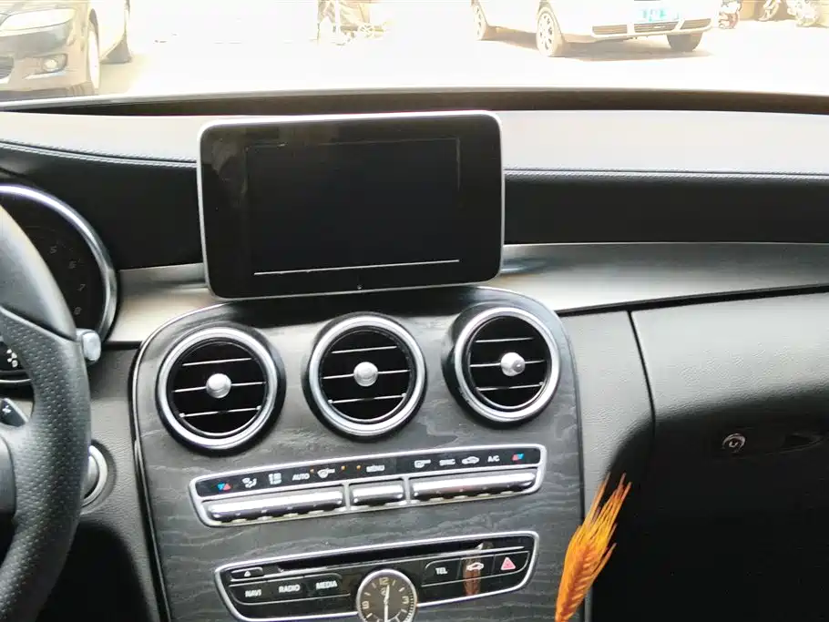 Mercedes-Benz C-Class 2018 C 200 L Sport Edition фото 13