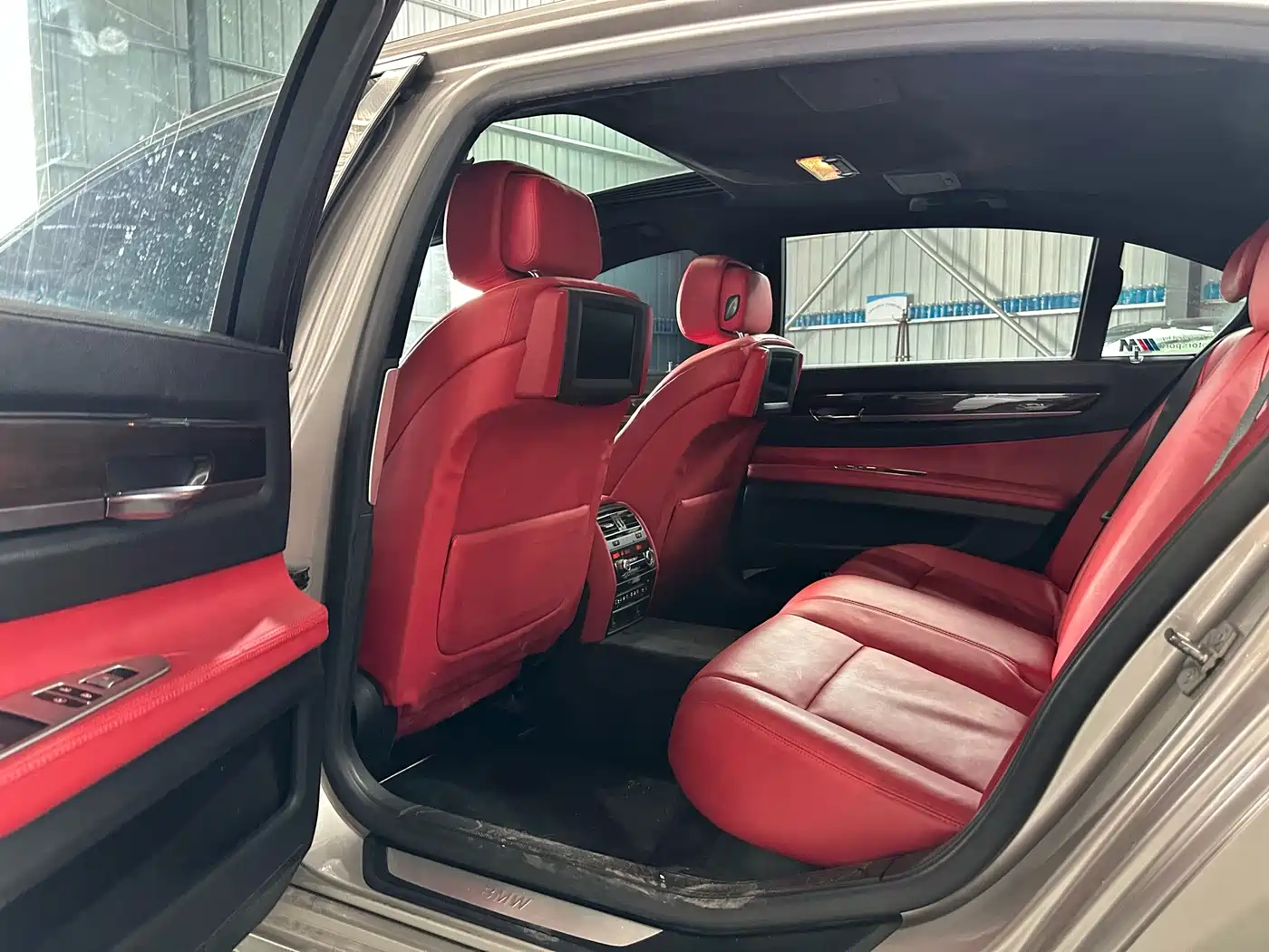 Фото 6 - BMW 7 Series