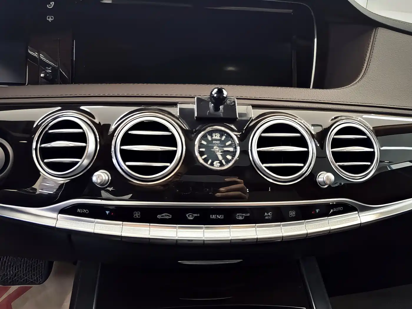 Mercedes-Benz Maybach S-Class 2015 S 400 4MATIC фото 17