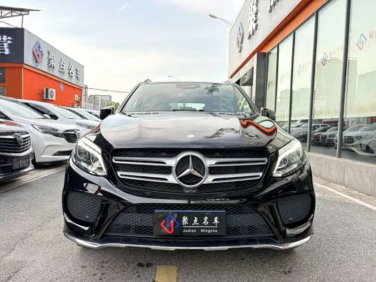 Mercedes-Benz GLE 2017 GLE 320 4MATIC Dynamic фото 2