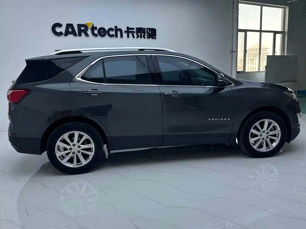 Chevrolet Equinox 2018 550T Automatic 4WD Guardian Edition фото 4