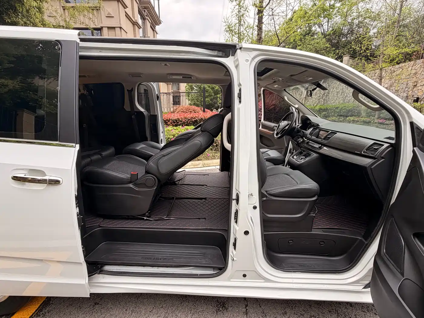 SAIC MAXUS CHASE G10