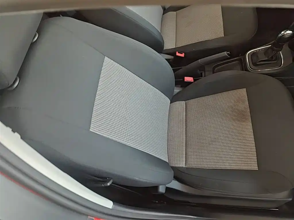 Volkswagen Polo 2018 1.5L Auto Safe Drive фото 25