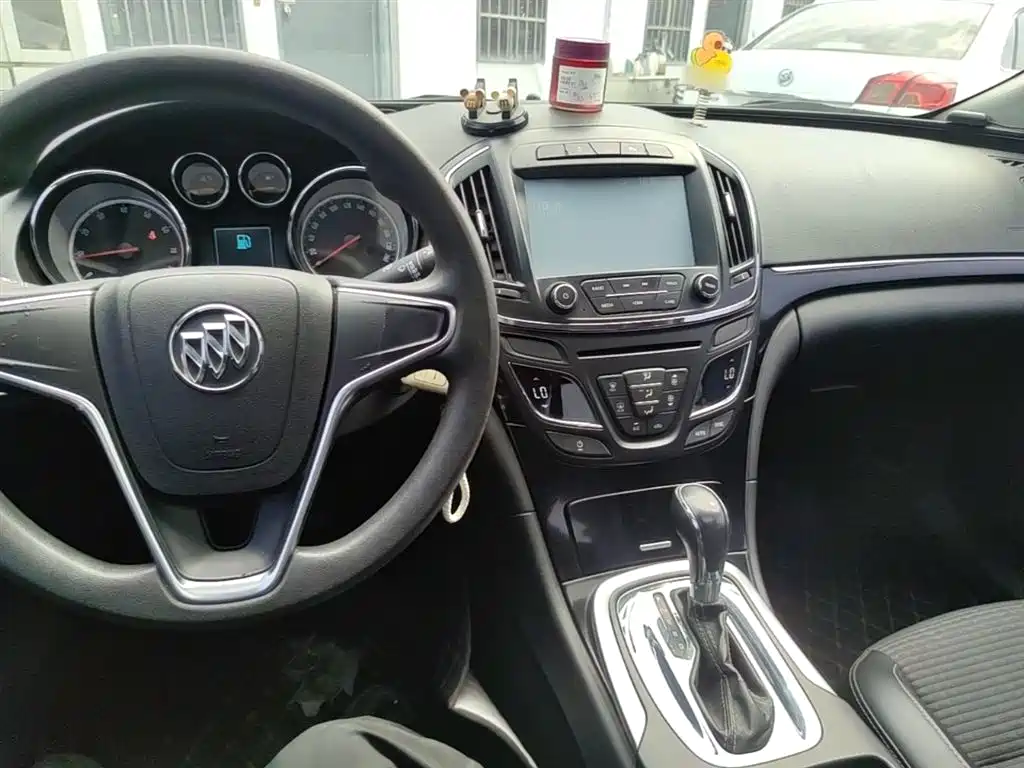 Buick Regal 2015 1.6T Leading Tech Edition фото 10