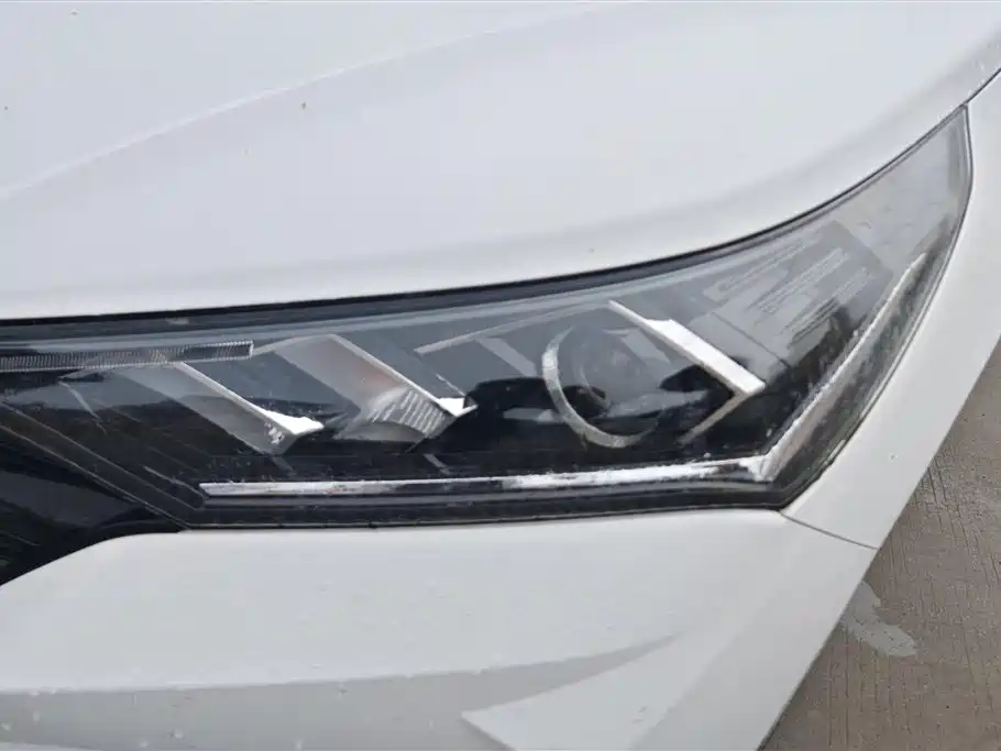 Hyundai Verna 2020 1.4L Manual GLS Cool Edition фото 5