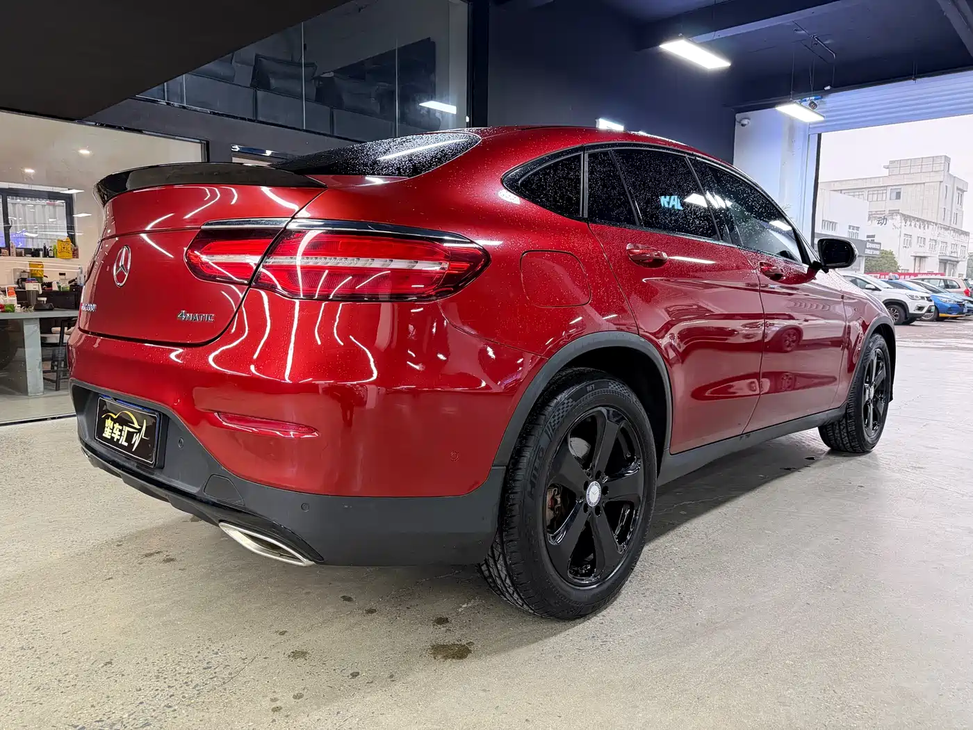 Mercedes-Benz GLC Coupe 2017 GLC 200 4MATIC Coupe SUV фото 13