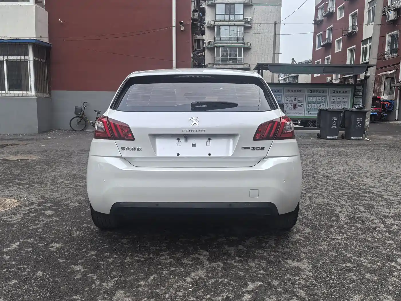 Peugeot 308S 2015 1.2T Auto Dynamic Edition фото 6