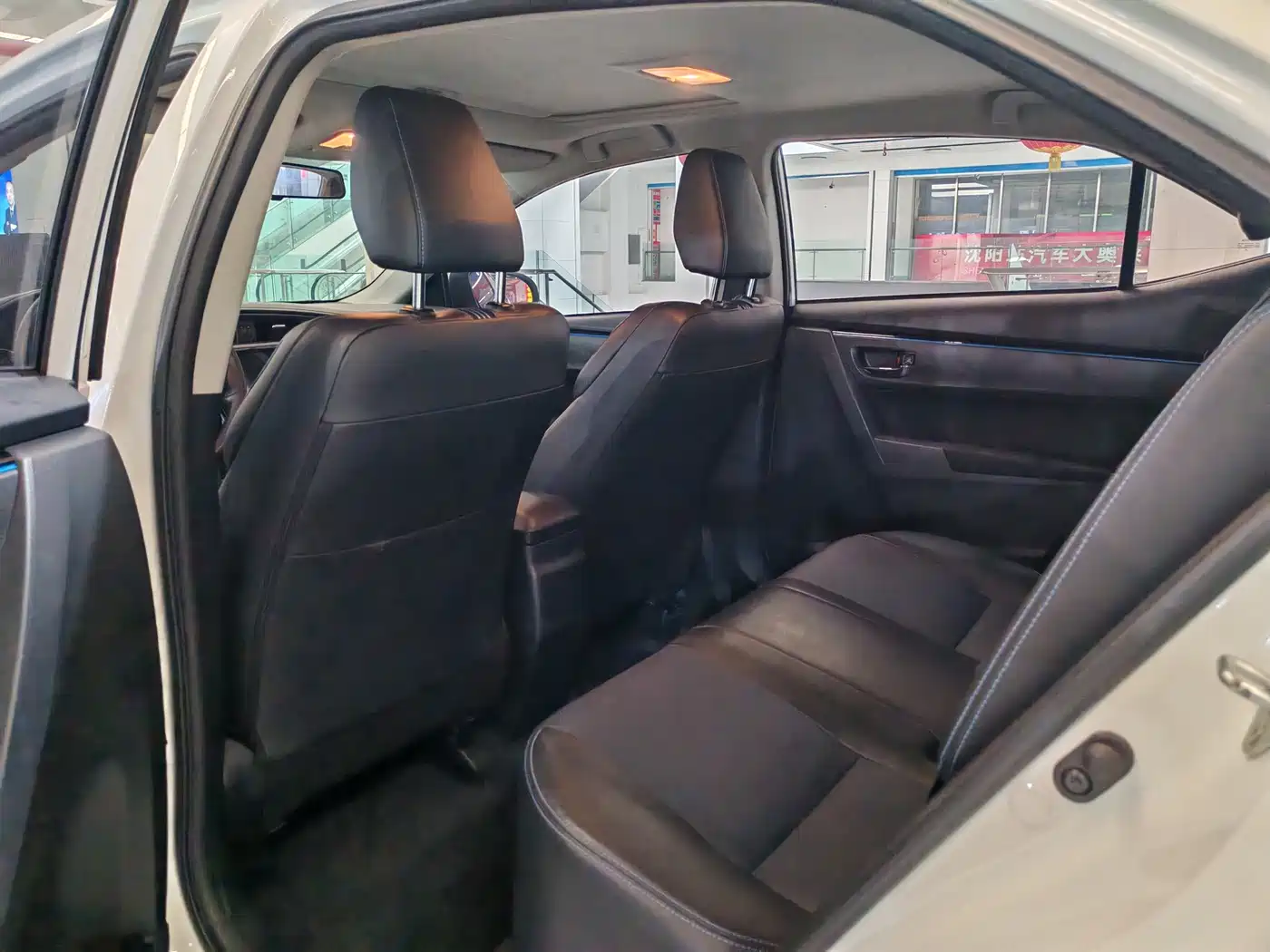 Toyota Levin 2018 185T CVT Premium Edition China V фото 10
