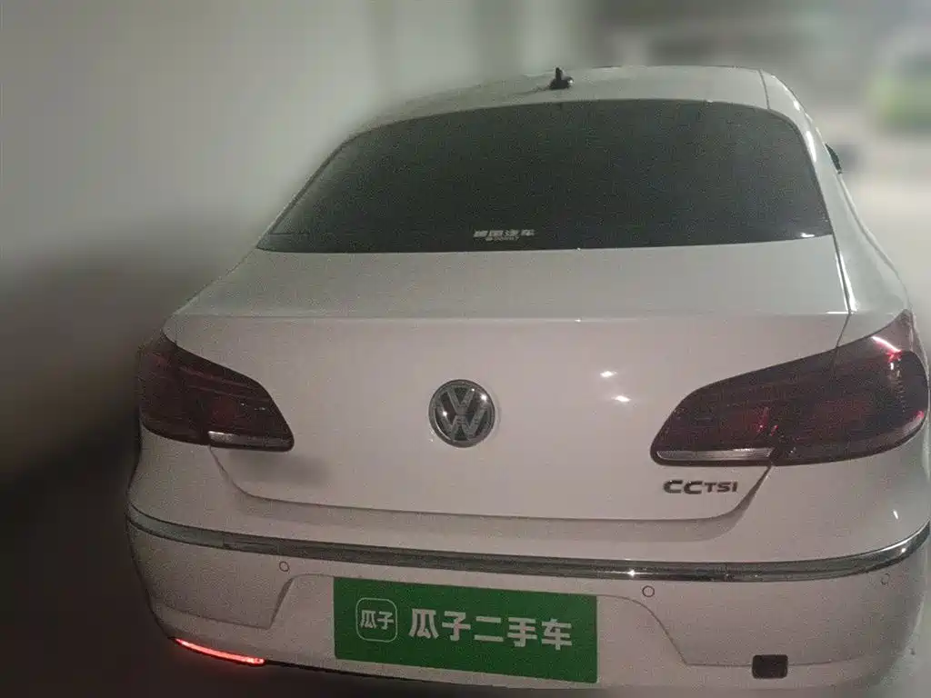 Volkswagen FAW-Volkswagen CC 2016 Model 1.8TSI Luxury фото 3