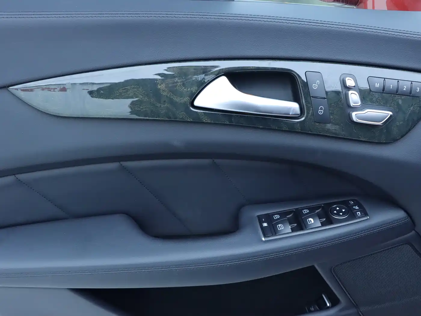 Mercedes-Benz CLS 2015 CLS 320 фото 11