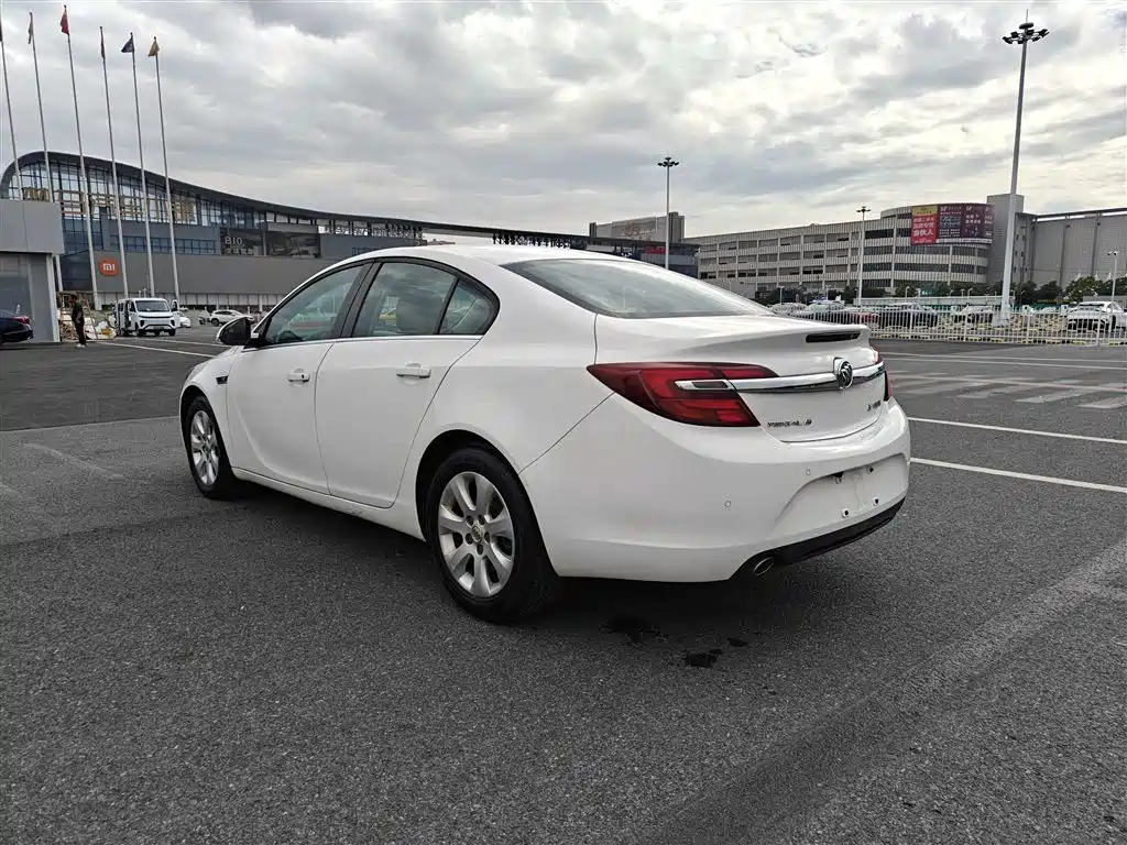 Buick Regal 2015 1.6T Leading Tech Edition фото 3