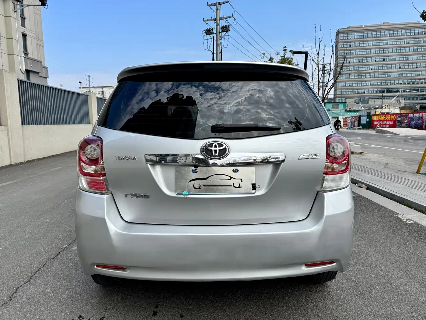 Toyota E'Z 2014 Xingyao 180E CVT Elite фото 12