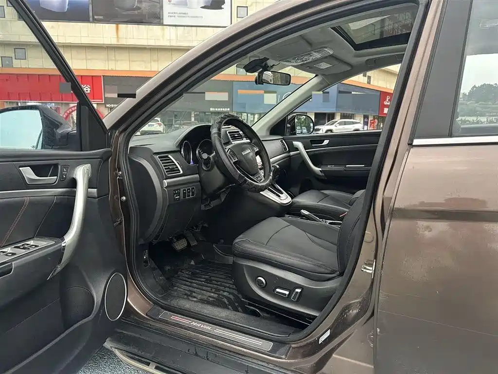 Haval H6 2015 Sport 1.5T Automatic 2WD Luxury фото 4