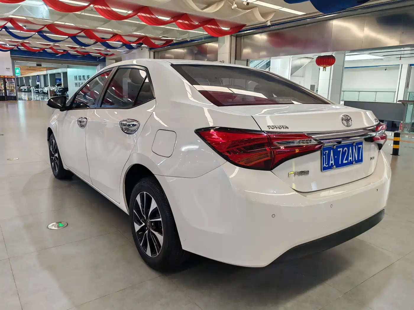 Toyota Levin 2018 185T CVT Premium Edition China V фото 4