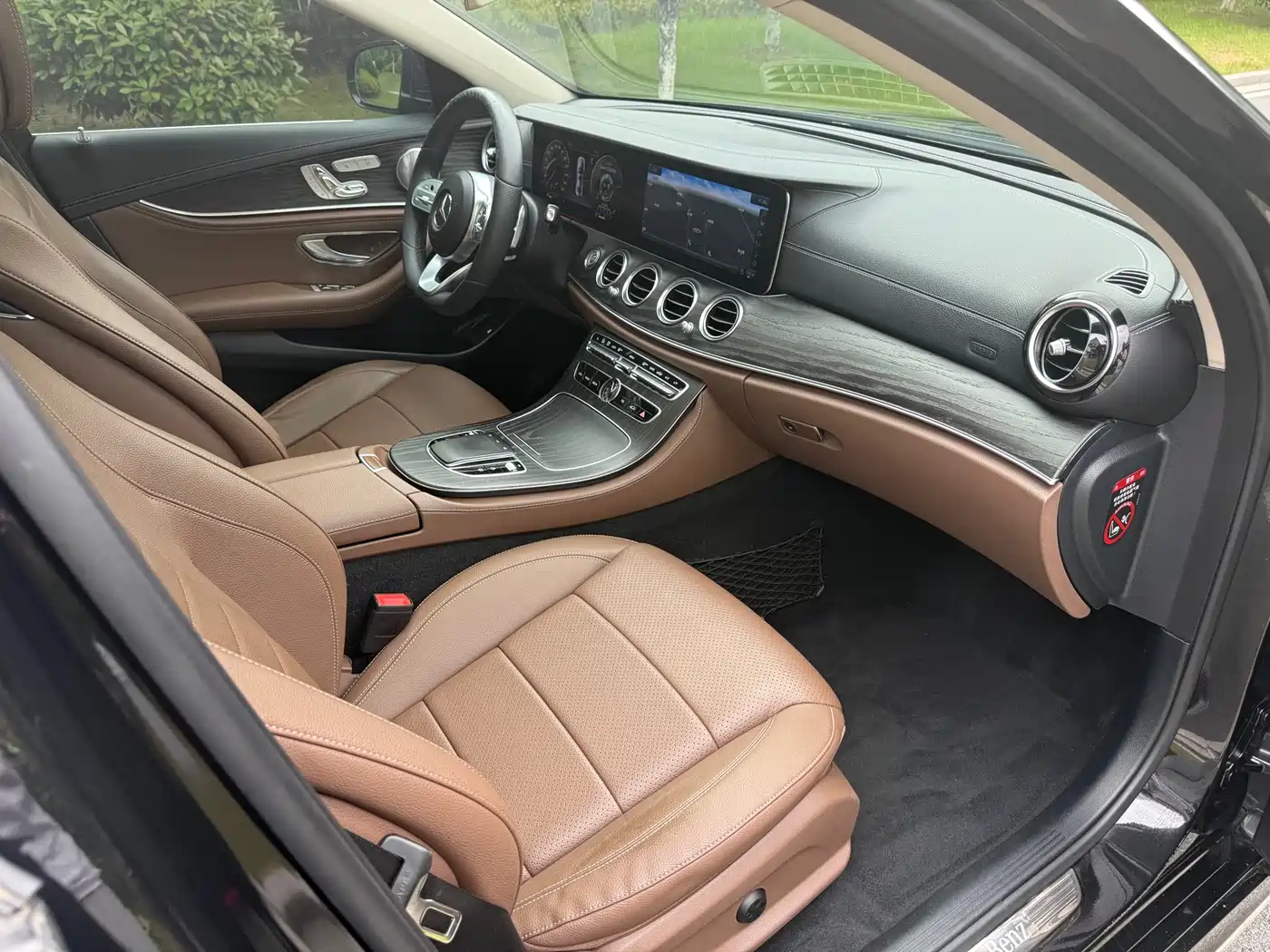 Mercedes-Benz E-Class 2019 E 300 L Sport Luxury фото 16