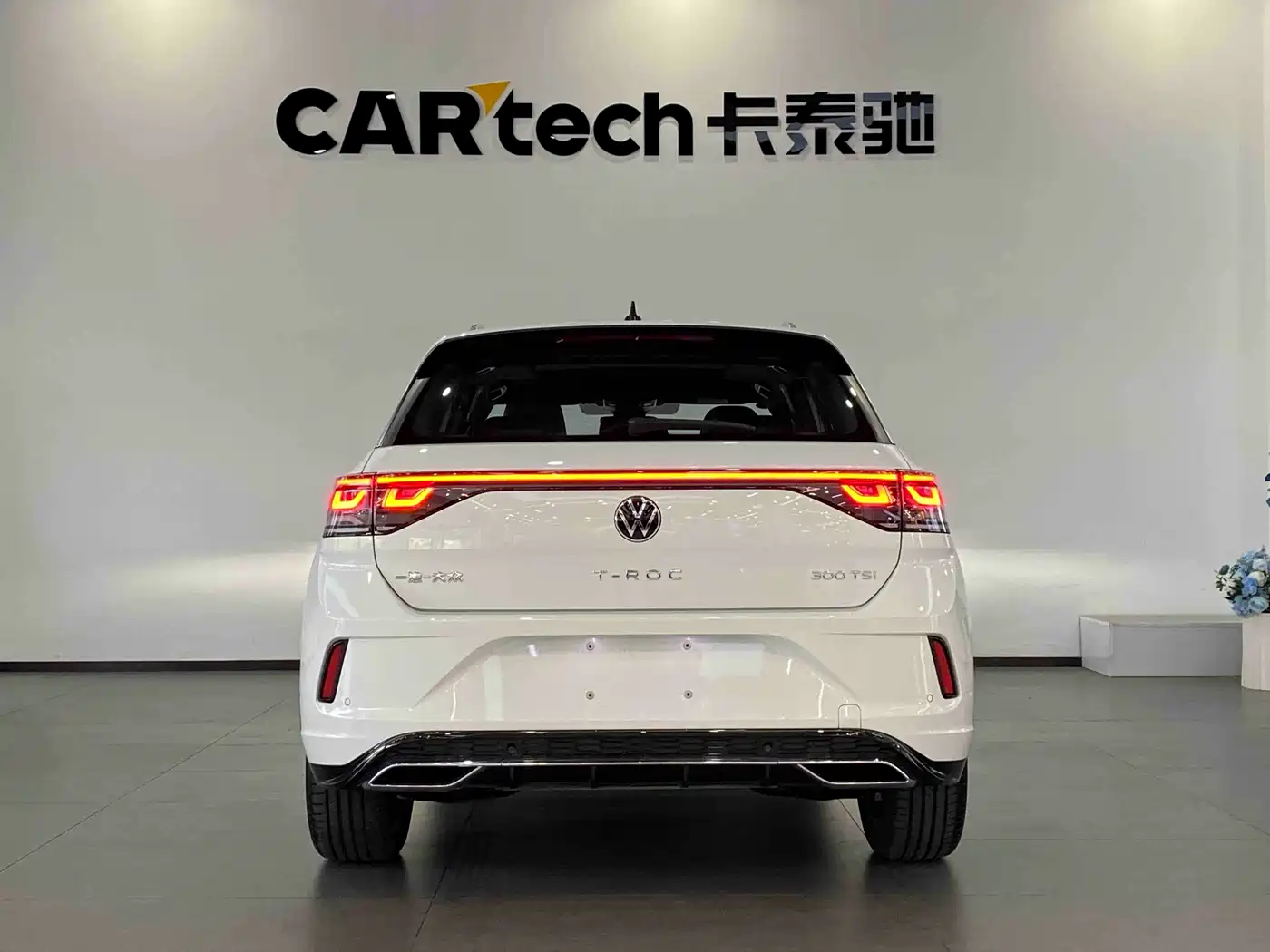 Volkswagen T-ROC 2025 Facelift 300TSI DSG 2WD Dawn Edition фото 22