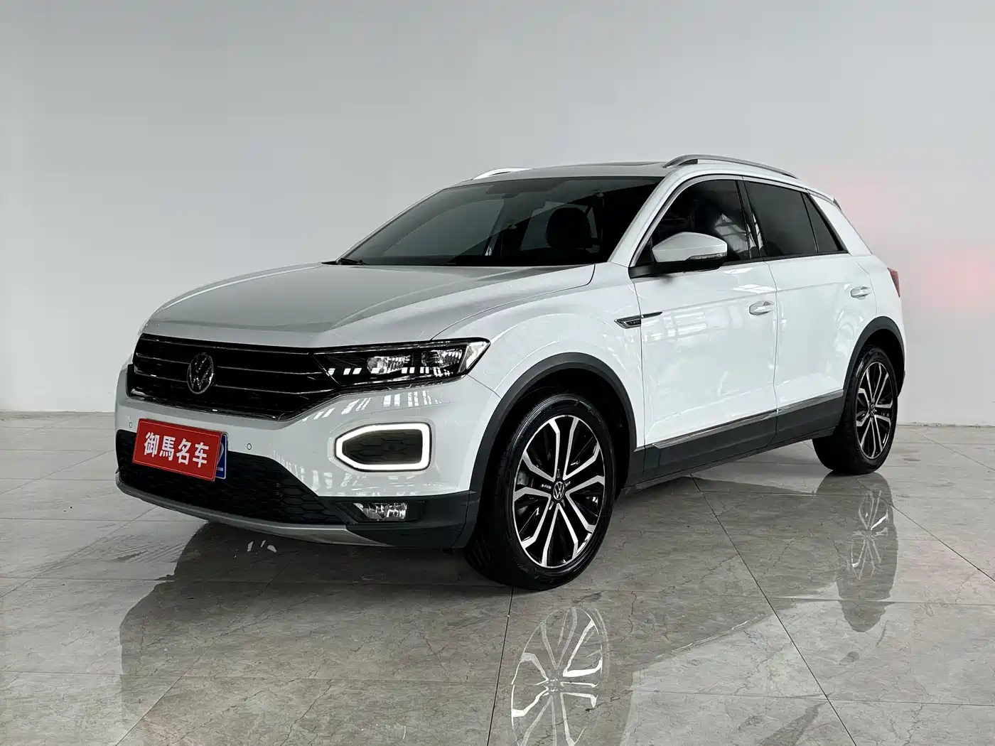Volkswagen T-ROC 2021 Facelift 280TSI DSG 4WD Luxury Smart Connect Edition