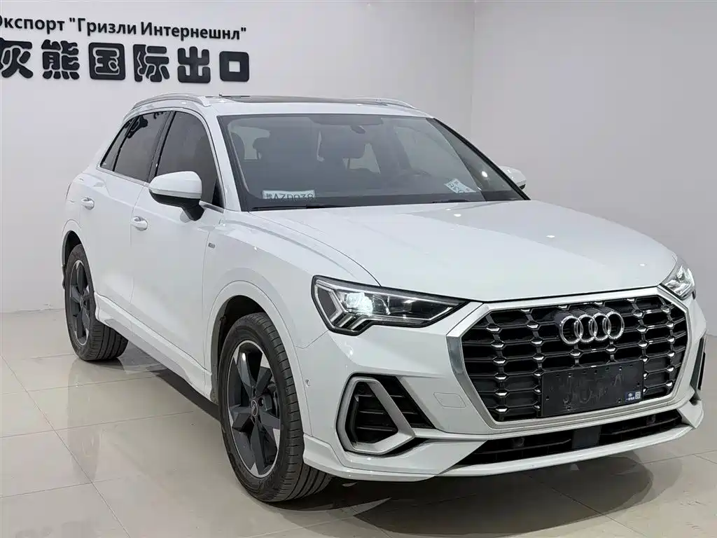 Audi Q3 2022 35 TFSI Fashion Dynamic фото 3