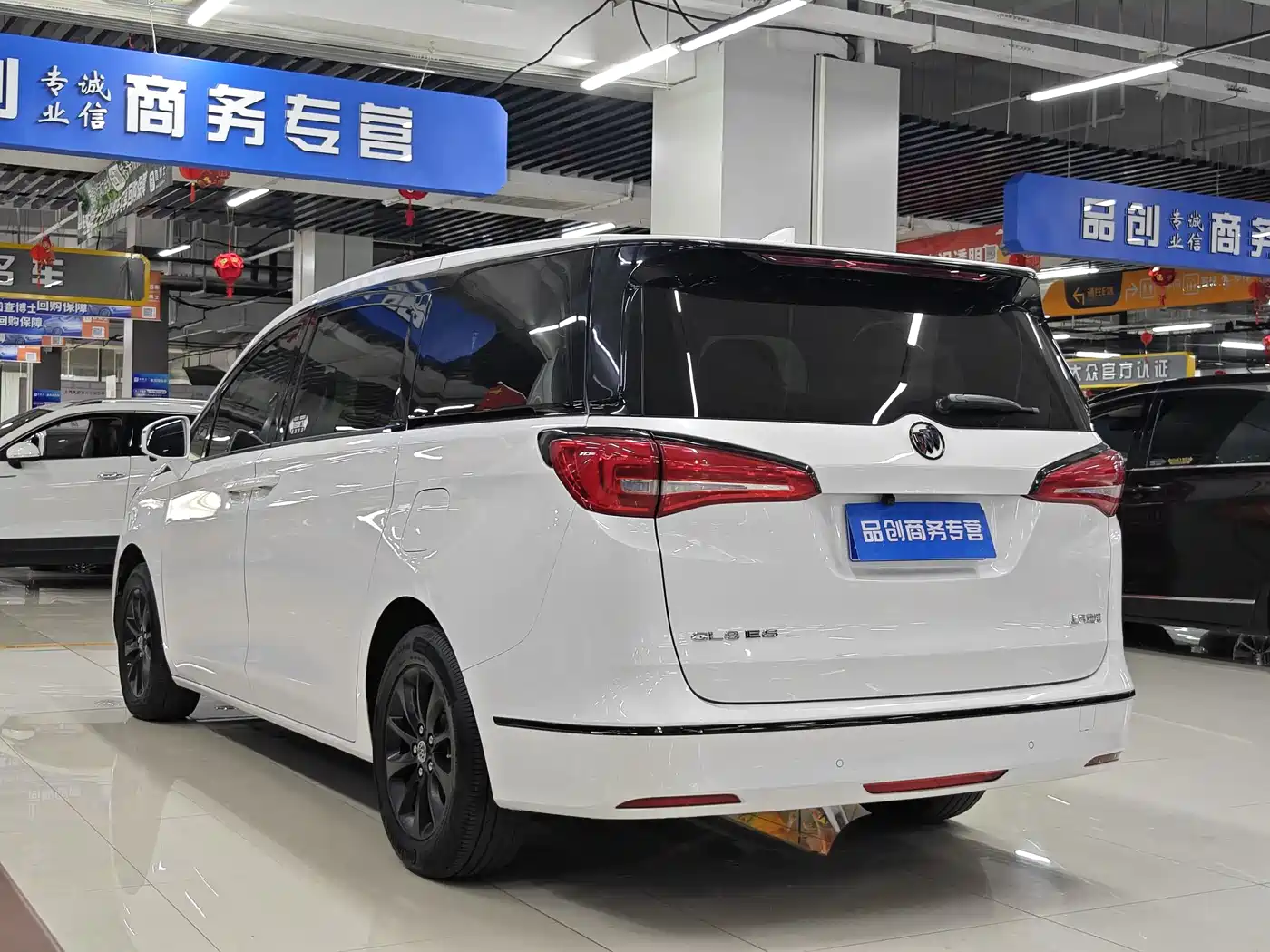 Buick GL8 2018 ES 28T Premium Type China VI фото 7