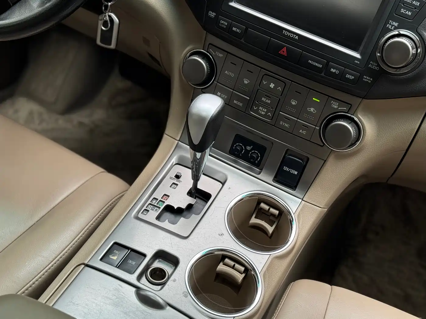 Toyota Highlander 2009 3.5L 4WD 7-seater Luxury Edition фото 17