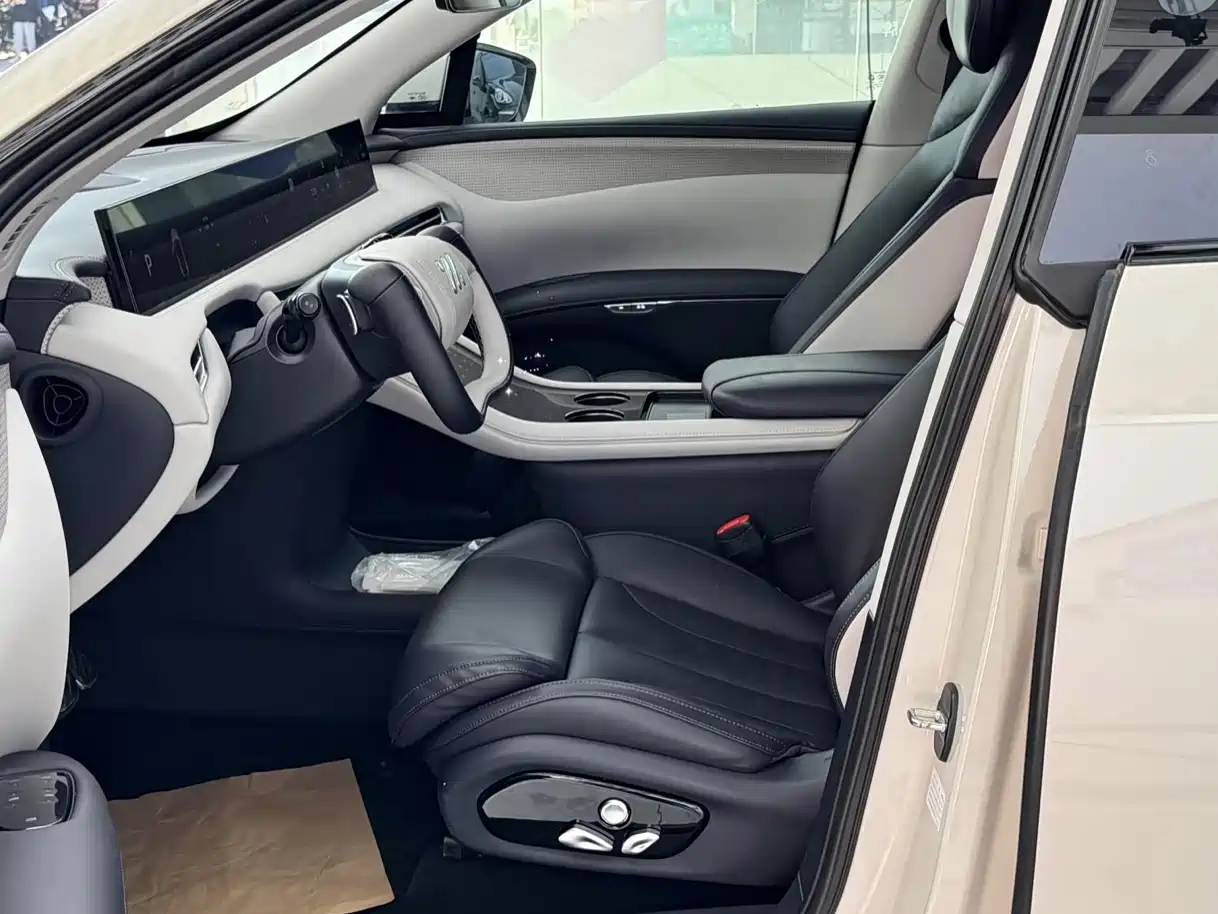 ZHIJI AUTOMOBILE ZHIJI LS7