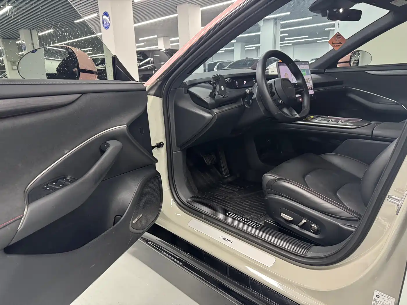 XIAOMI CAR XIAOMI SU7