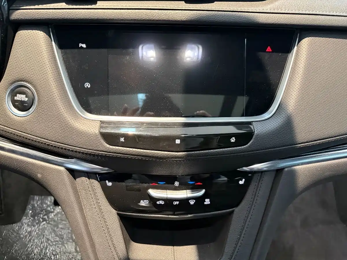 Cadillac XT5 2020 Facelift 28T Luxury Model фото 15