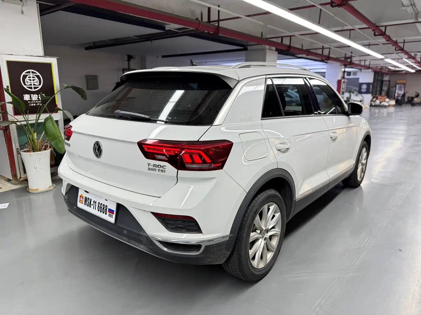 Volkswagen T-ROC 2018 280TSI DSG 2WD Progressive (China V) фото 5