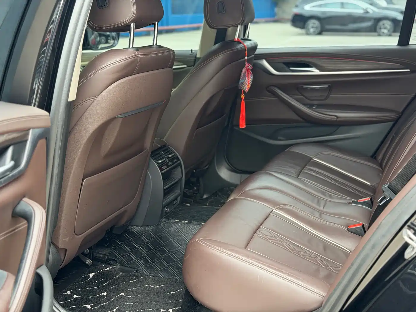 BMW 5 Series New Energy 2020 530Le Range Upgrade Luxury Package фото 11