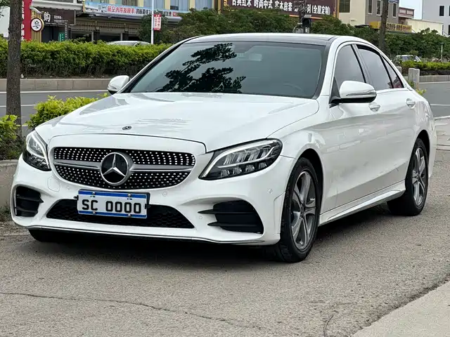 Mercedes-Benz C-Class 2019
