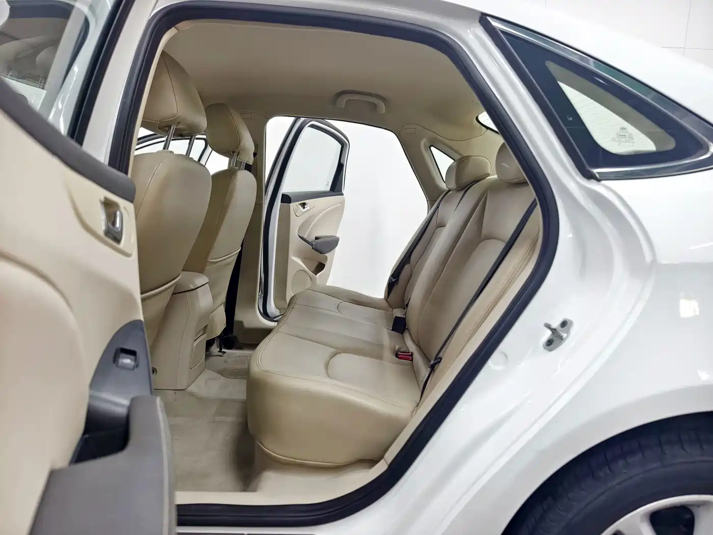 Chery Arrizo 7 2016 2015 1.5T Manual Zhiling Edition