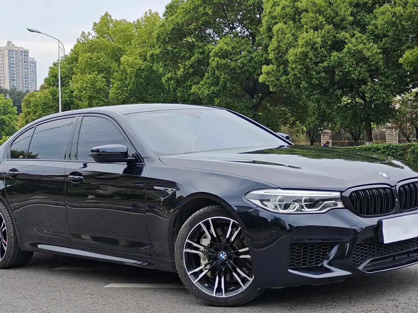 BMW 5 Series 2018 530Li Premium M Sport Package фото 3