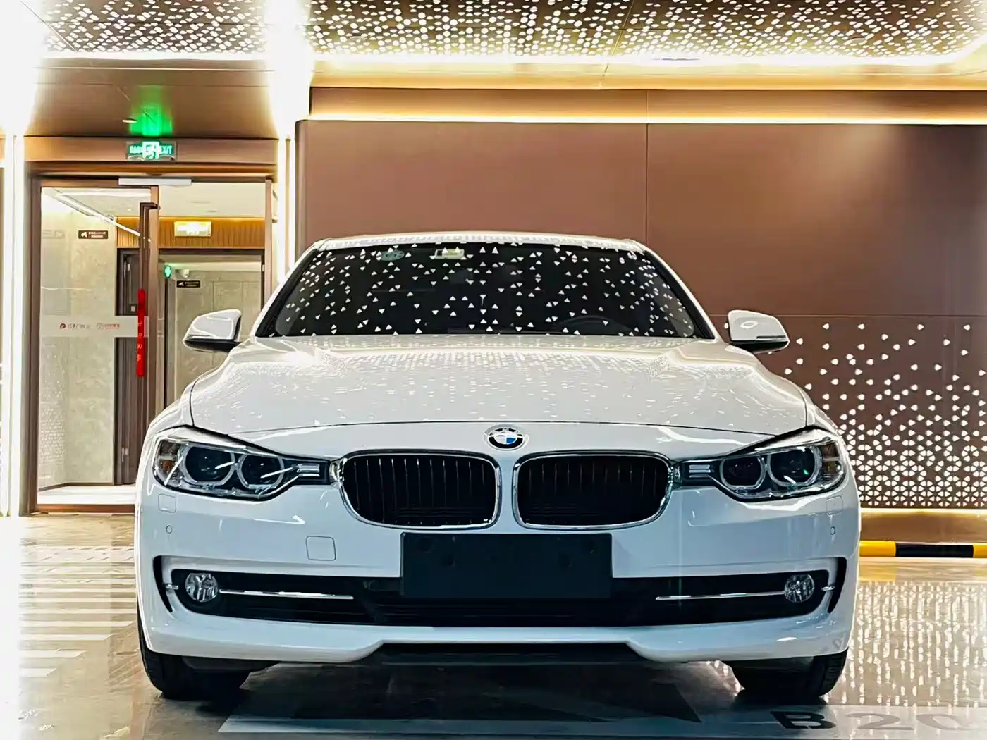 BMW 3 Series 2014 320Li Fashion фото 5