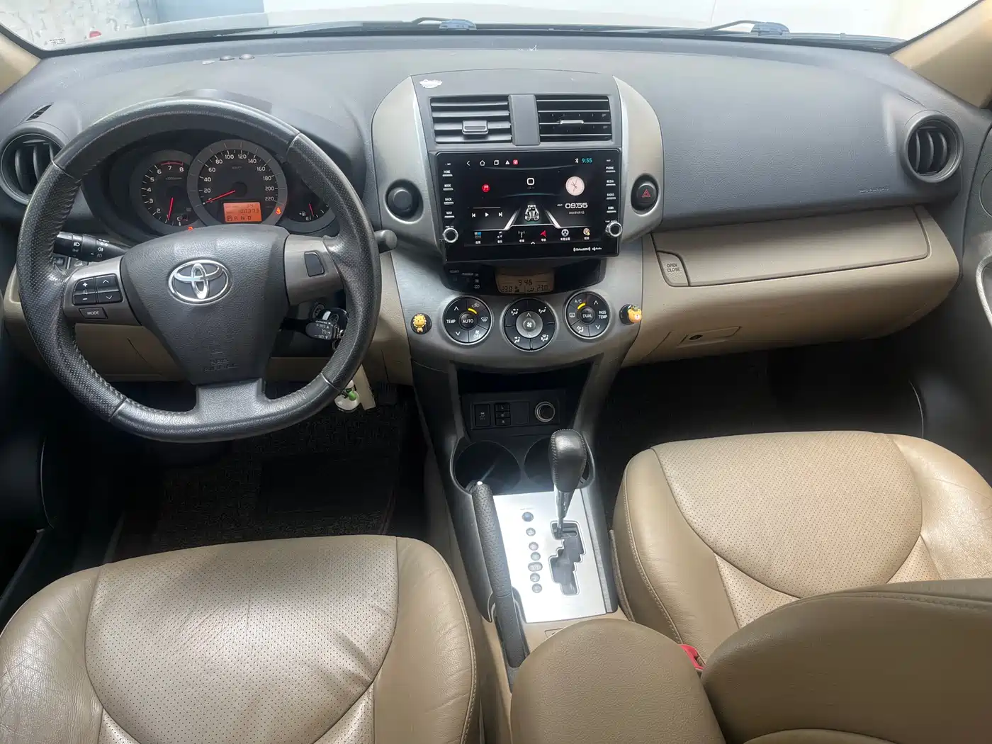 Toyota RAV4 Rongfang 2011 2.0L Automatic 4WD Edition фото 5