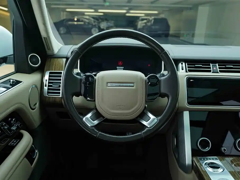 Land Rover Range Rover 2018 3.0 SC V6 Vogue Heritage Edition фото 18