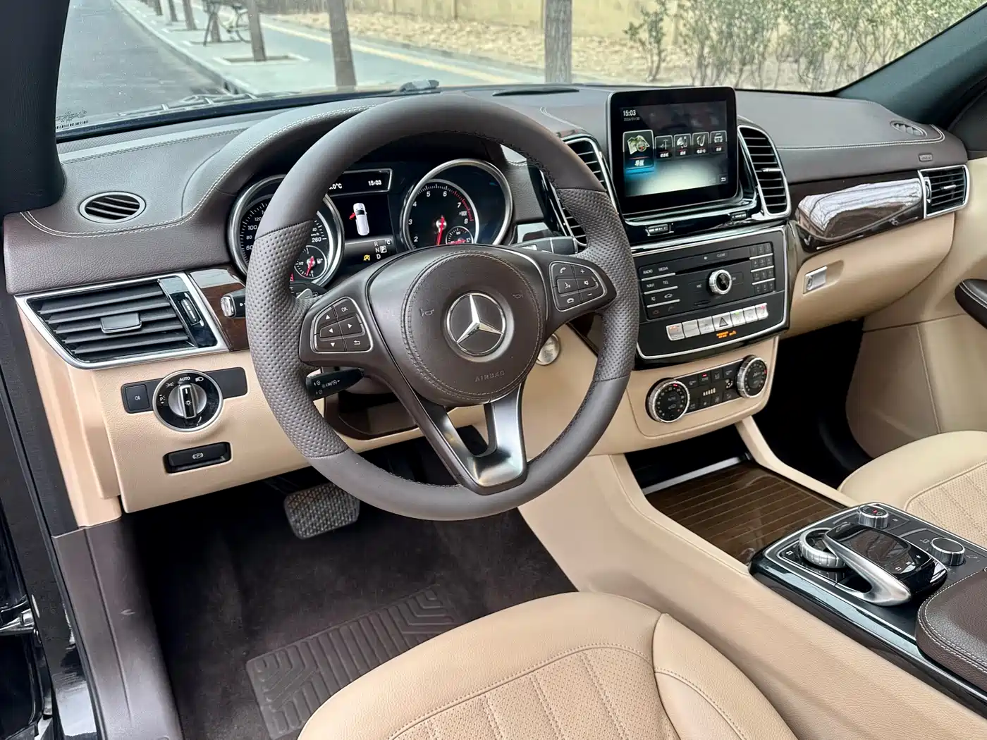 Mercedes-Benz GLS 2018 GLS 400 4MATIC Dynamic фото 11