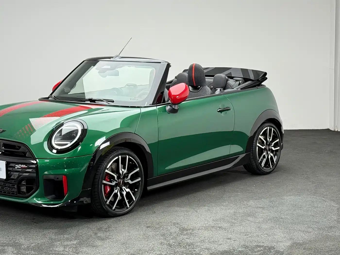 MINI JCW 2026 2025 JOHN COOPER WORKS CABRIO