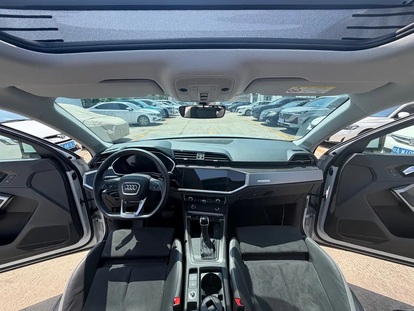 Audi Q3 2023 35 TFSI Fashion Dynamic (1.4T) фото 18