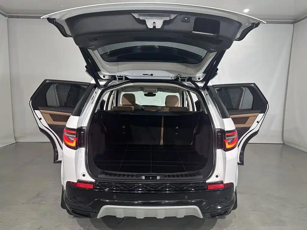 Land Rover Discovery Sport 2024 2024 Performance Technology Edition
