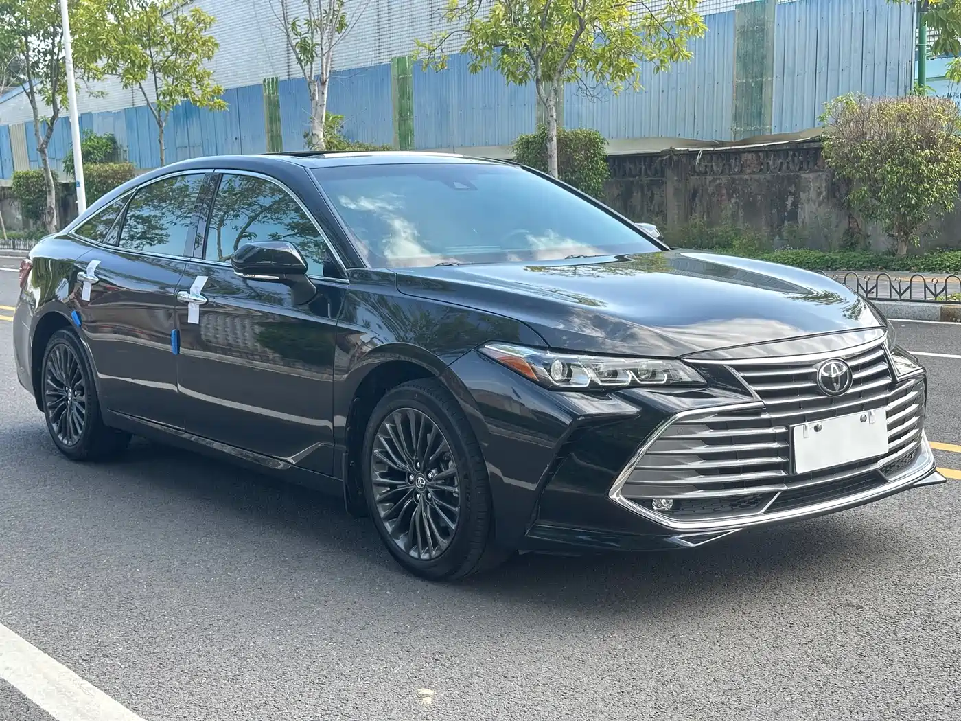 Toyota Avalon 2021 2.5L Luxury Edition фото 3
