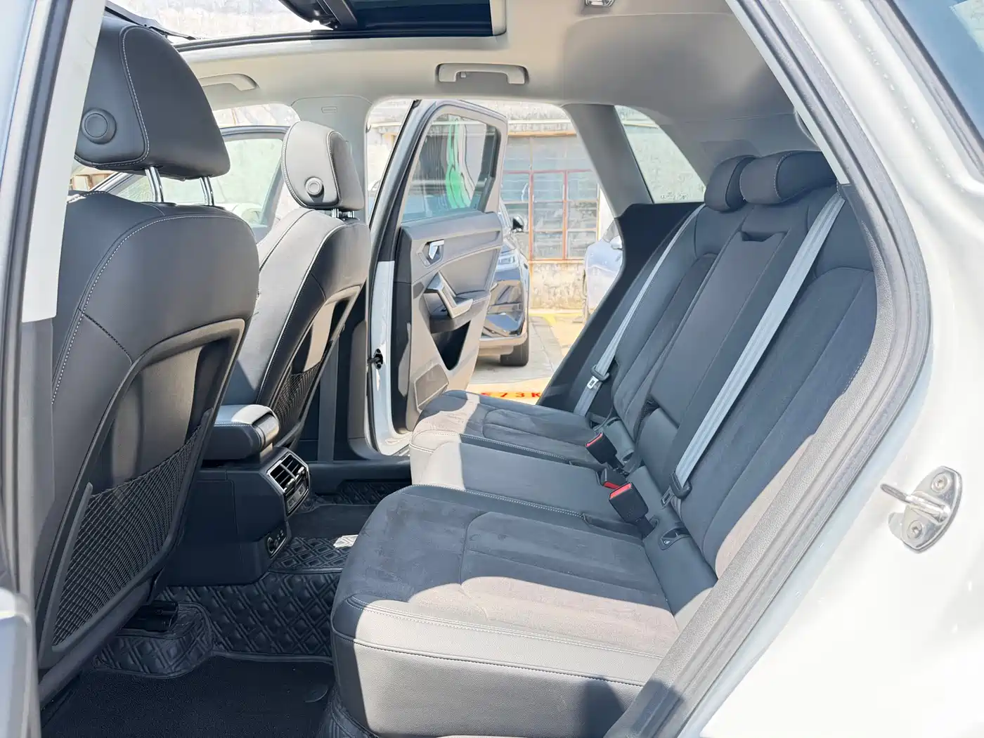 Audi Q3 2023 35 TFSI Fashion Dynamic (1.4T) фото 15
