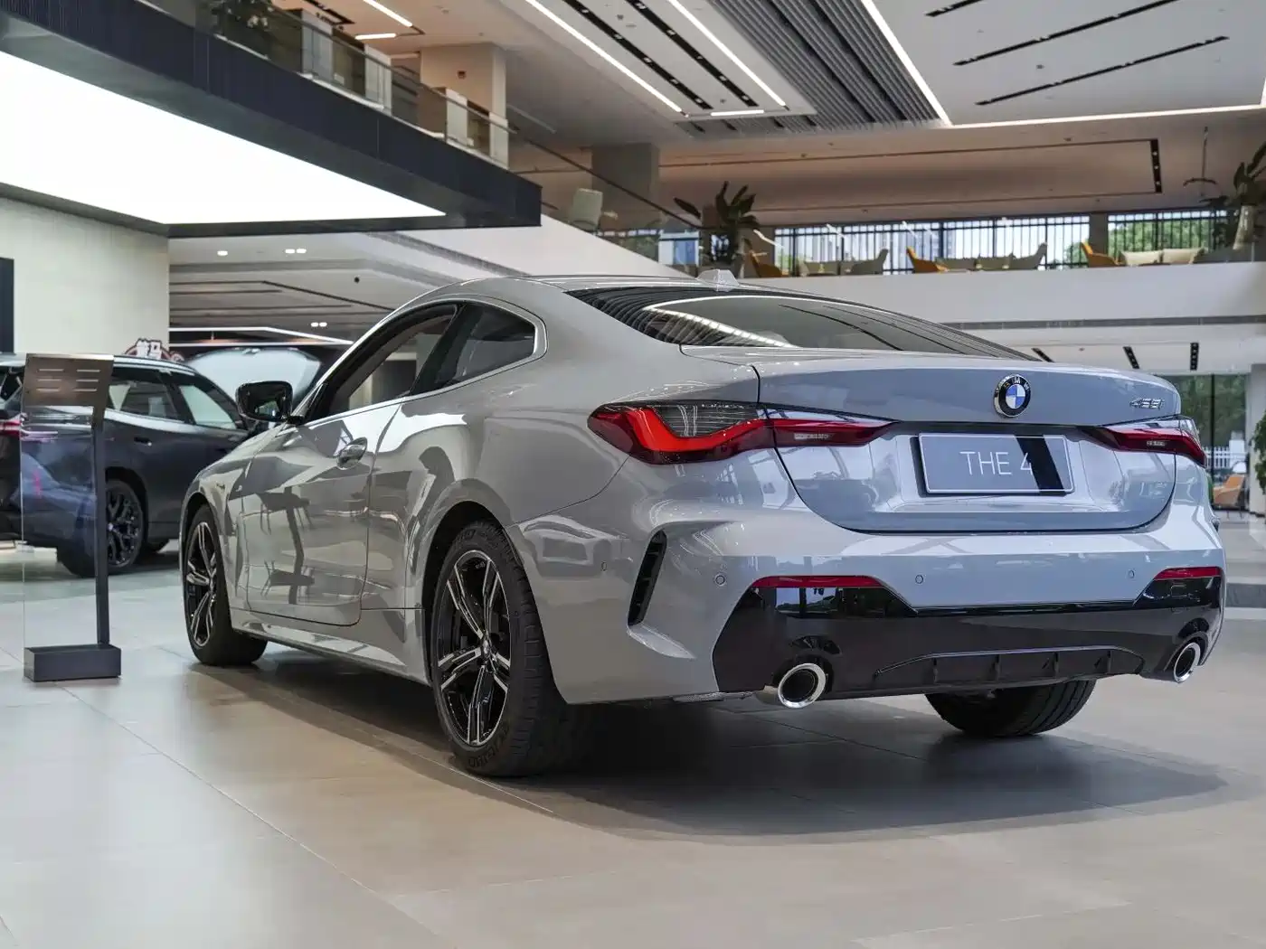 BMW 4 Series фото 9
