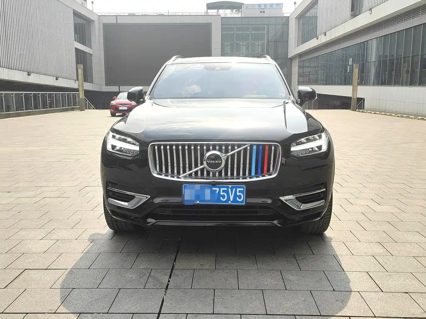 VOLVO XC90