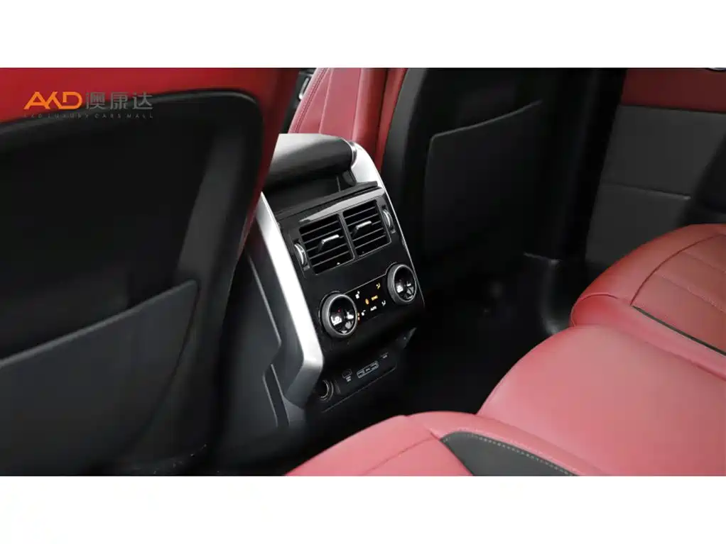 Land Rover Range Rover Sport 2021 3.0 L6 Gloss Black Edition фото 9