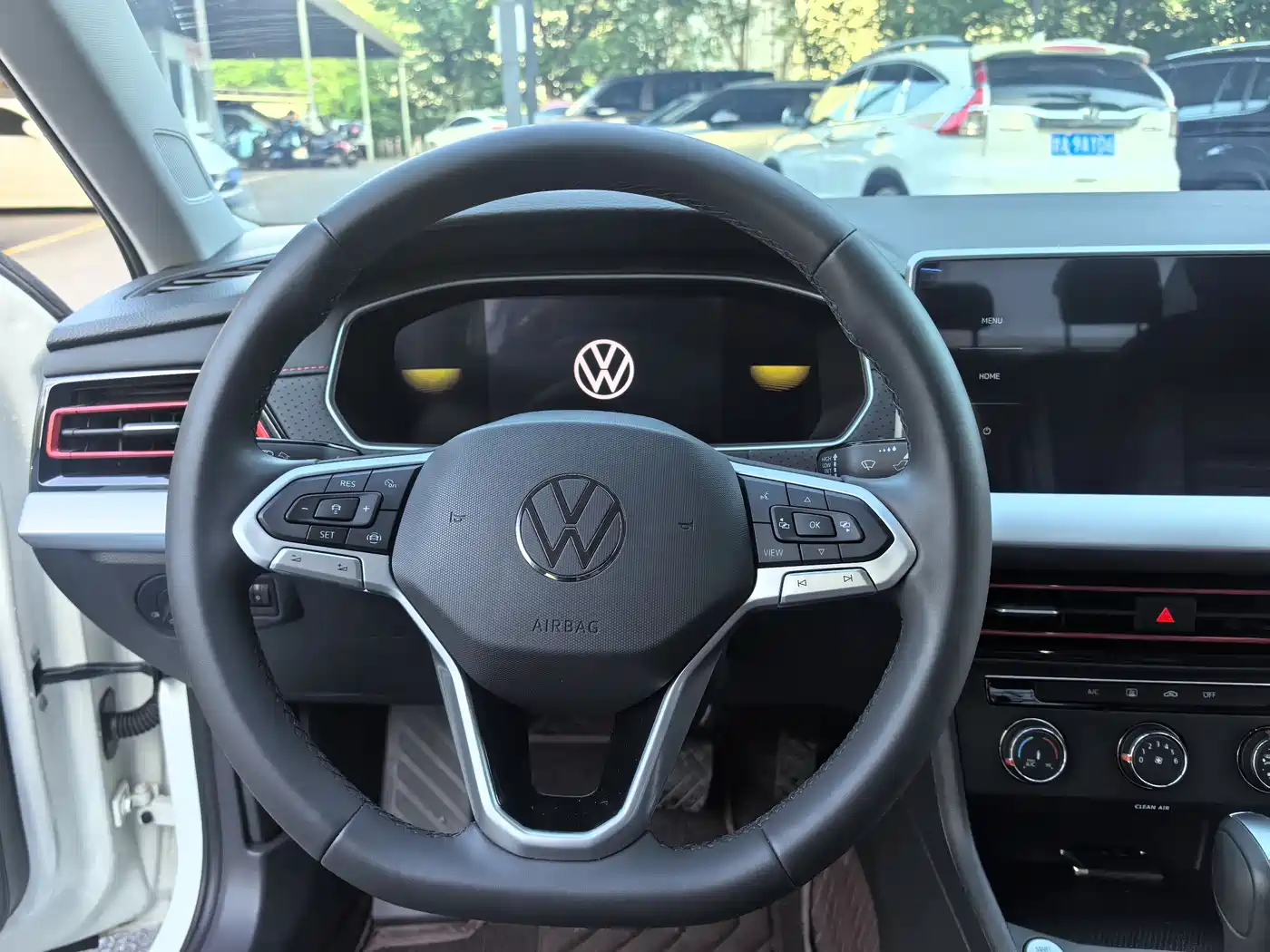 Volkswagen Lavida 2024 Model 300TSI DSG Starlight Full Comfort Edition фото 17